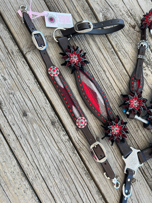 Red Wool Tack set with Flowers