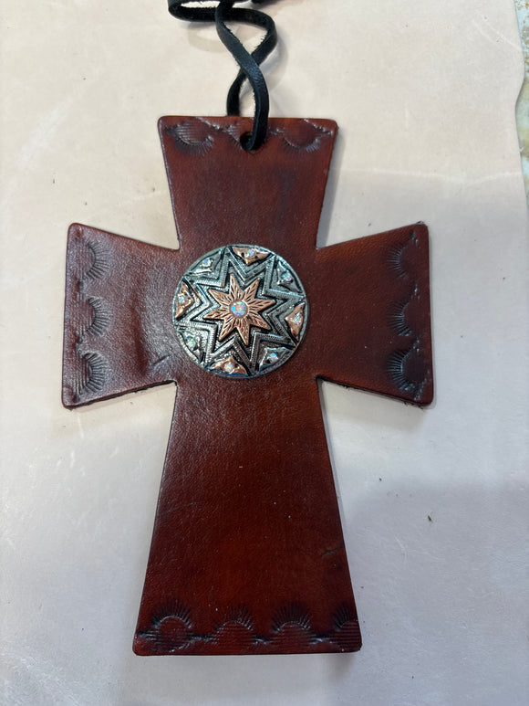 Shell Stamped Saddle Cross