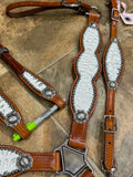 White & Silver Gator Tack Set